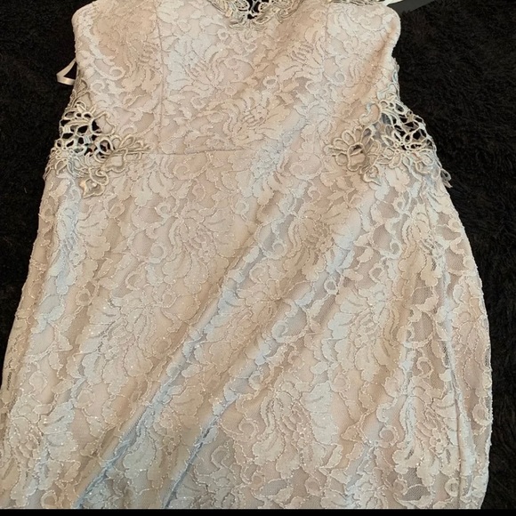 Homecoming/Formal Dress - Picture 2 of 3